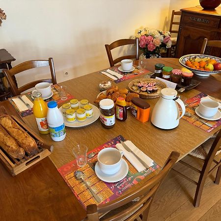 Les Crepinieres Bed and Breakfast Chartres Eksteriør billede